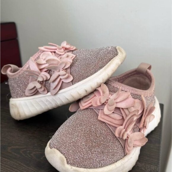 Pink Glitter Baby Shoes with Floral Accents - Picture 2 of 3